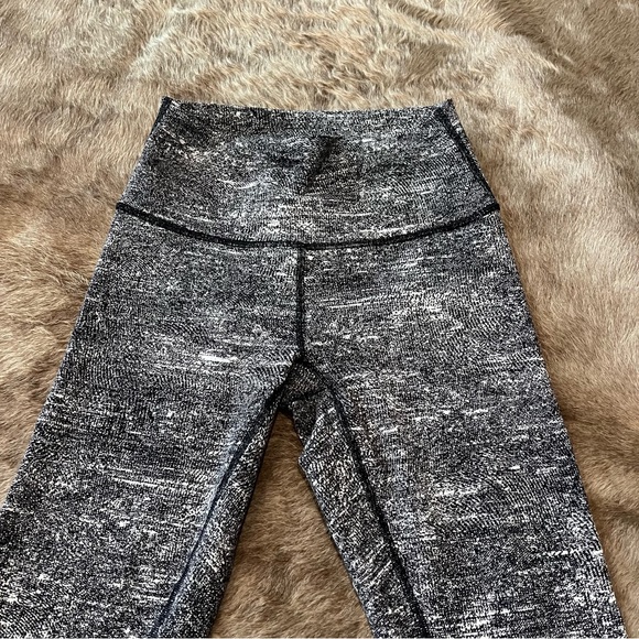 Lululemon Wunder Under Hi-Rise 7/8 Tight 25” Rush Jacquard Black White - Picture 7 of 11